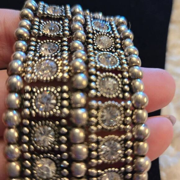 NWOT Silver + Rhinestone Stretch Bracelet - Picture 3 of 6